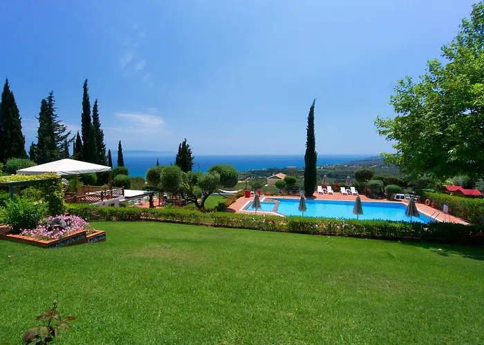 Felix Apartment Mousata