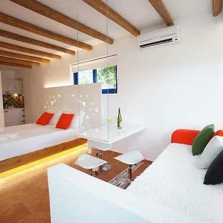 Felix Residence&lucia Simona * Mousata
