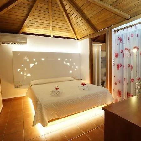 Apartament Felix Mousata